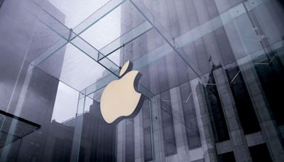 Apple Takes Steps Toward Asking Court to Dismiss US Antitrust Case