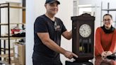 Atingida por enchente, tradicional empresa de restauração de relógios antigos troca de endereço | GZH