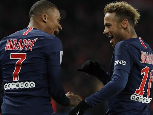 Neymar insultó a un seguidor de Mbappé en las redes sociales por su actuación ante el FC Barcelona - La Opinión