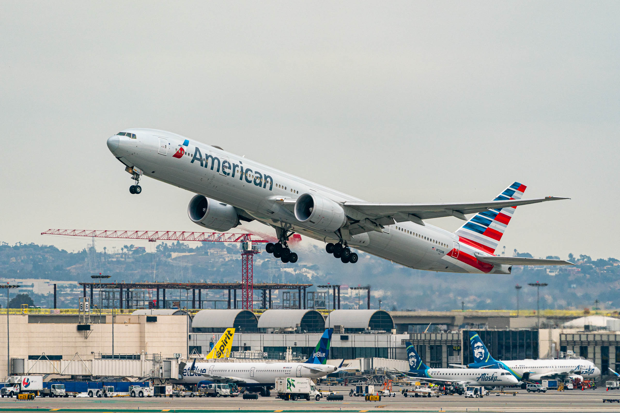 American Airlines backtracks on changes to how passengers earn miles and Loyalty Points - The Points Guy