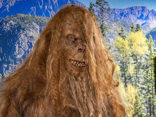 Bigfoot, aliens and dinosaurs, oh my! New museum opens in Mass. town