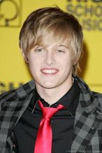 Lucas Grabeel