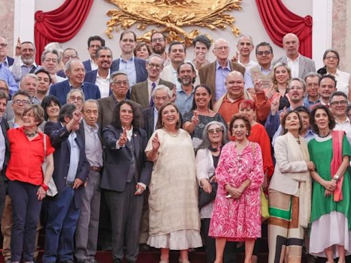Quiénes son los escritores e intelectuales que pidieron votar por Xóchitl Gálvez