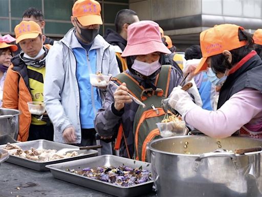 尋找彰化傳奇香燈腳 白沙屯拱天宮廟方人員共同的記憶