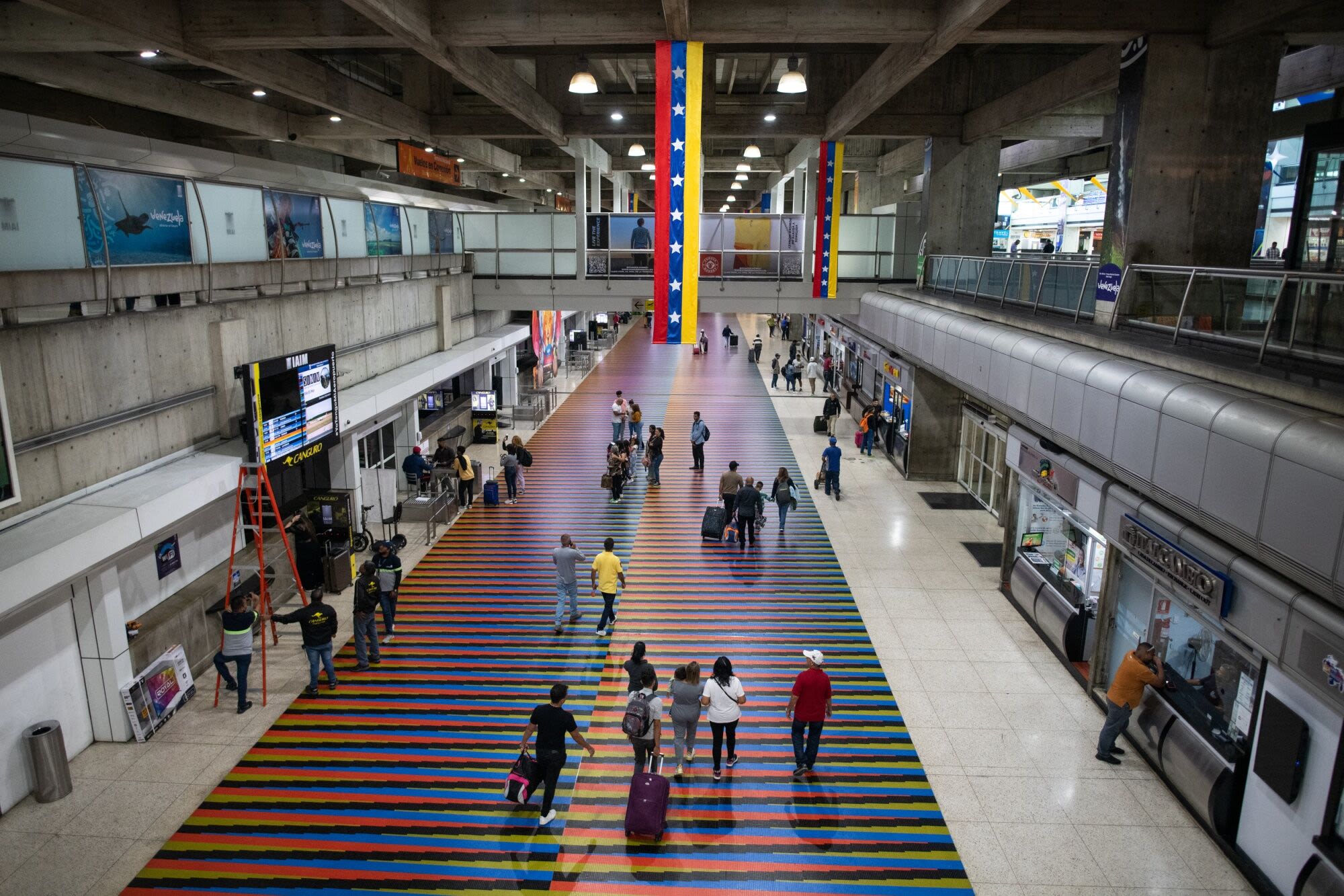 Venezuela Election Dispute Traps Travelers Trying to Leave the Country