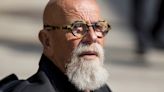 Chuck Close's estate settles lawsuit against Cigna over medical bills