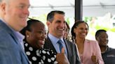 ‘La gente de aquí pasa apuros’: Children’s Trust invierte en las familias y los niños de Miami