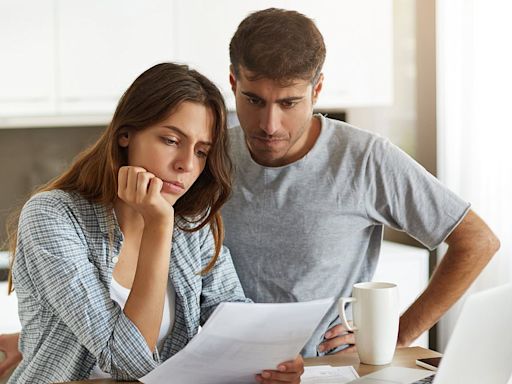 Millennial couple earning $395K 'constantly feel poor'