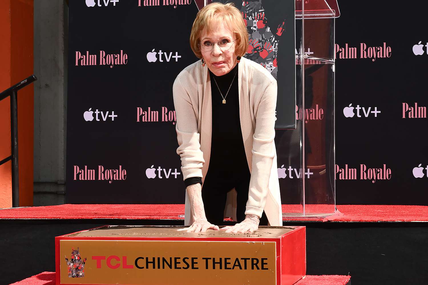 Carol Burnett Has 'Full Circle' Moment at Handprint Ceremony in Same Theater She Stole Toilet Paper from as a Kid