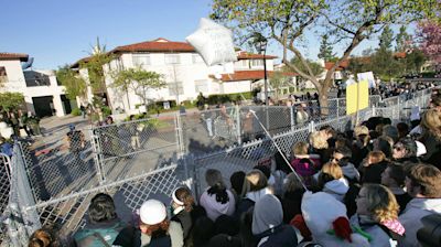 Injuries reported after explosion rocks California courthouse