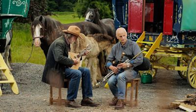 Trad musicians begin two-week journey in tribute to Traveller forefathers