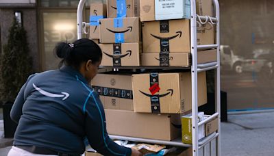 Amazon’s advertising revenue jumps 24% in first quarter