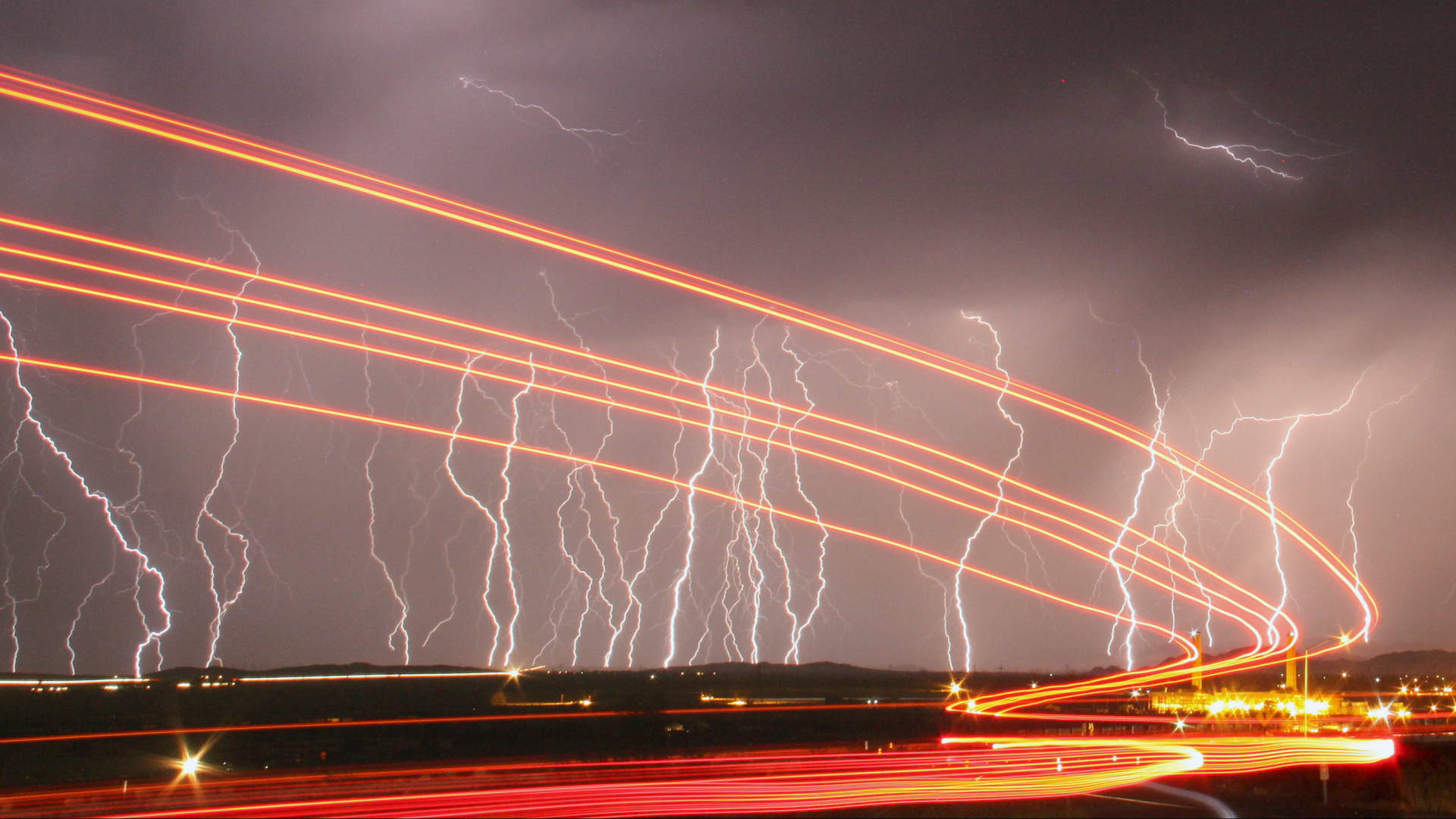 Cramer's Lightning Round: General Motors is a buy