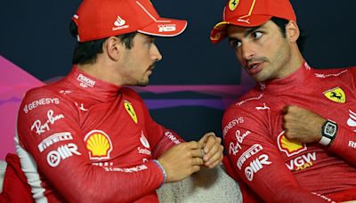 Un campeón de F1 critica a Ferrari por echar a Carlos Sainz y quedarse con Leclerc