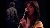 Journey Fan Scammed Out Of Over $120,000 By Steve Perry Imposter