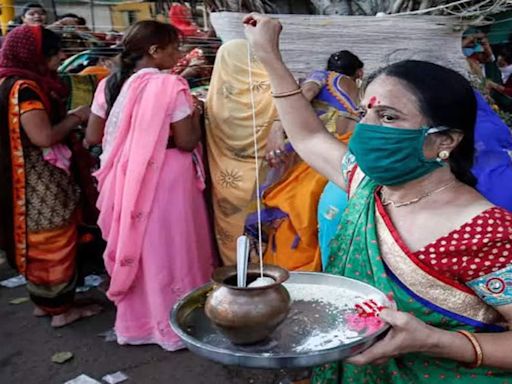 Vat Purnima 2024: Date, Muhurat, Puja Rituals and Significance - Times of India