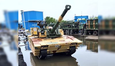 With An Eye on China, India Unveils Light Tank 'Zorawar' | 5 Things to Know