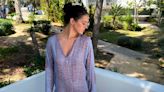 Isabelle Junot confirma el triunfo del vestido túnica como el uniforme de vacaciones más cómodo y 'chic'