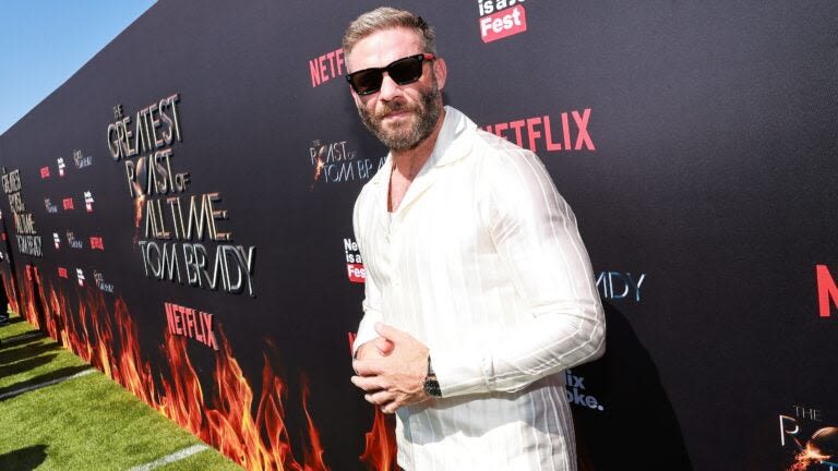 Julian Edelman details intense preparation ahead of Netflix's Tom Brady Roast