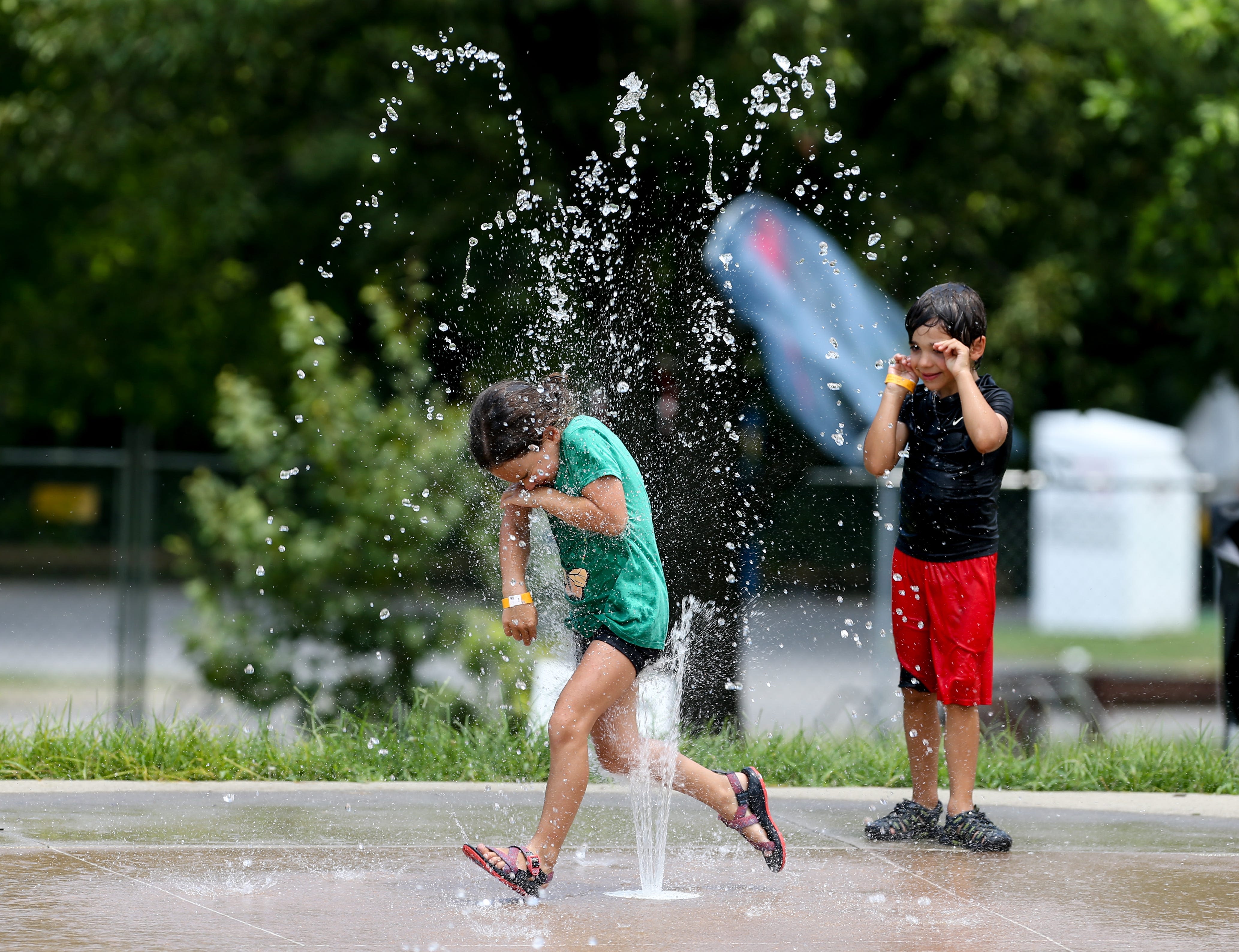 Fun in the sun: Louisville parks with spray pads, spraygrounds to enjoy this summer