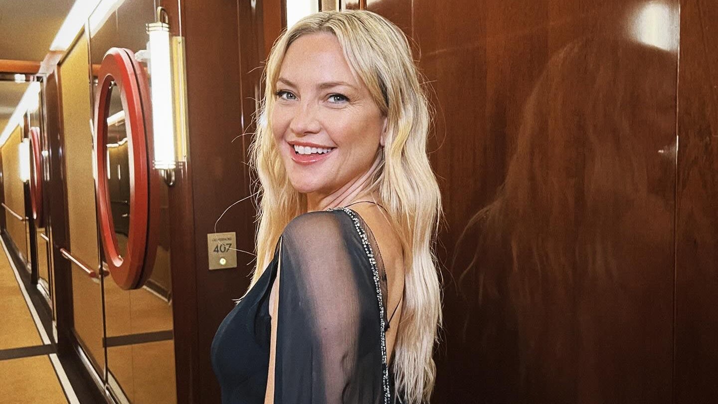 Things “Got Weird” At Casa Cipriani for Kate Hudson’s “Glorious” Album Sneak Peek