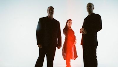 UK Alt-Rock Band bôa Confirms New Album 'Whiplash,' Drops Title Track