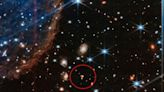NASA公布韋伯望遠鏡拍攝照片 眼尖網友發現「神秘問號」