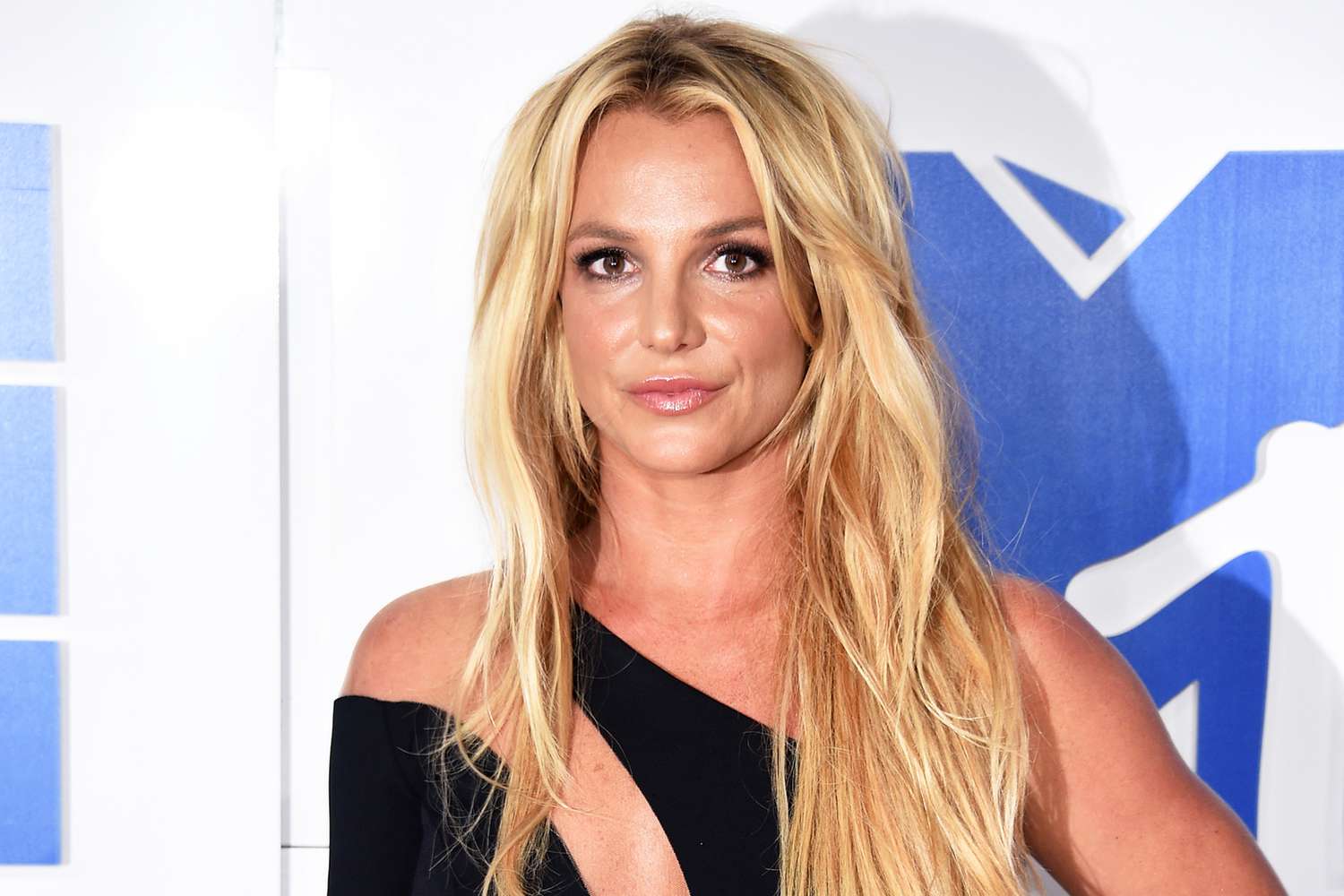 Britney Spears says she was 'mistreated' by hotel incident coverage