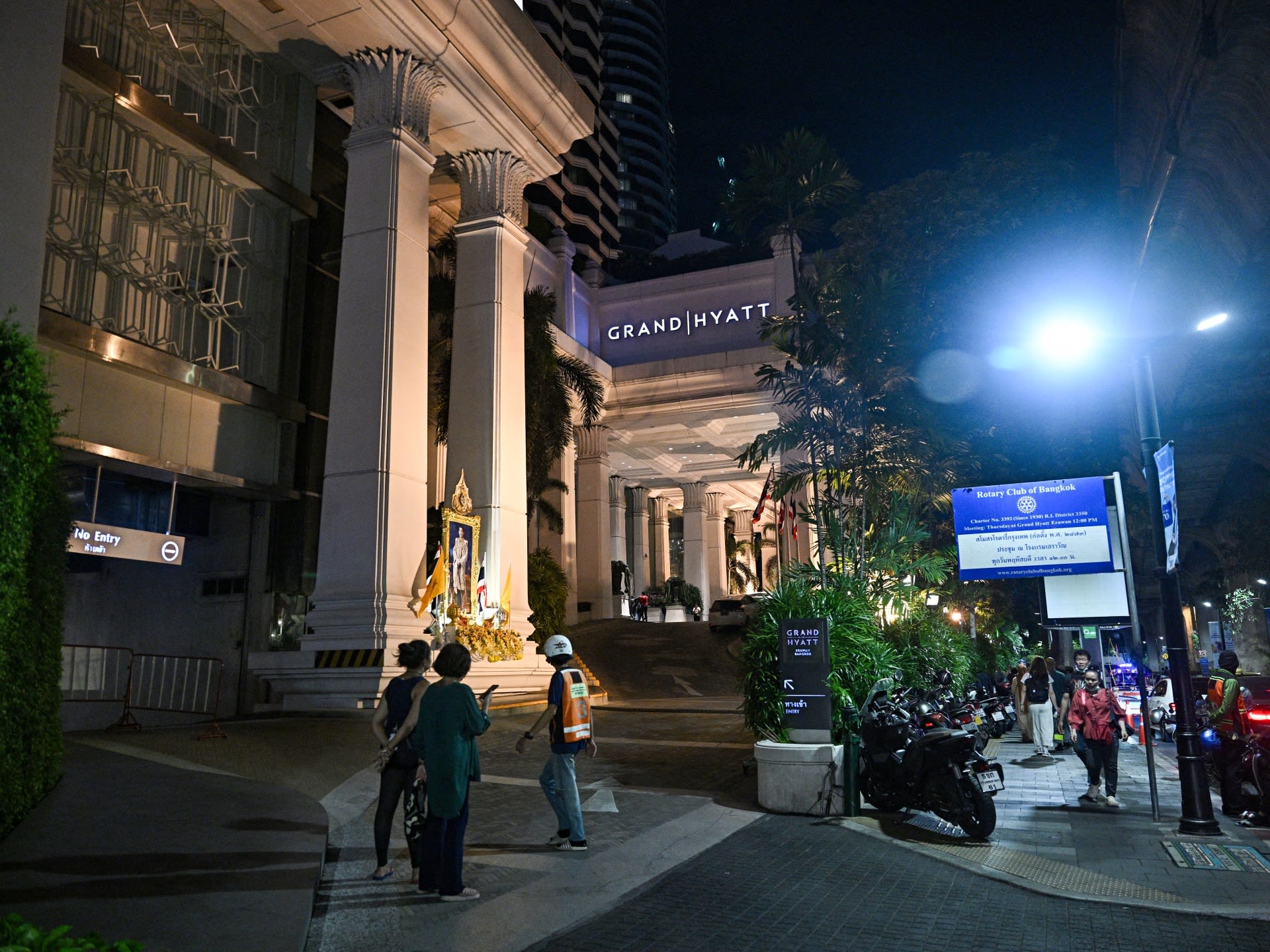 Six people found dead in Bangkok hotel