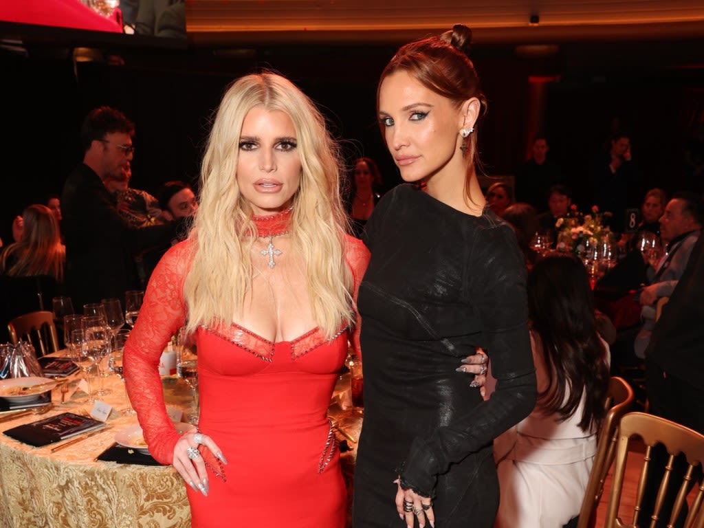 Jessica Simpson & Ashlee Simpson Ross Might Not See Eye to Eye on Their Career Comeback Timing