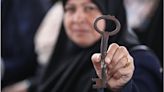 Por qué los palestinos portan llaves para conmemorar la "Nakba", la catástrofe que significó para ellos la creación del Estado de Israel