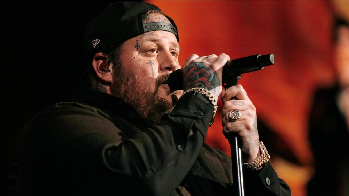 Jelly Roll Praises Surprising 'Good Luck Charm' While Previewing New Song | iHeartCountry Radio