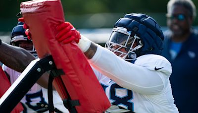 Jeffery Simmons, JC Latham in Tennessee Titans practice skirmishes. What Brian Callahan had to say