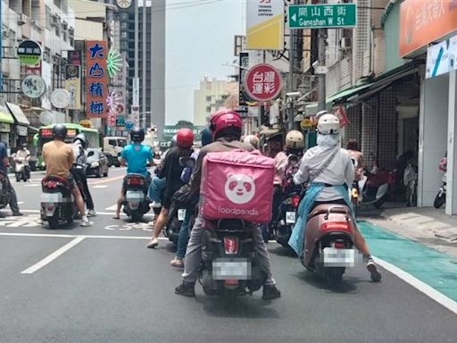 Foodpanda「沒幫外送員投保挨罰」告贏了！南市府：上訴捍衛勞工權益