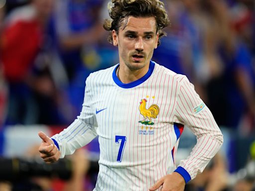 Griezmann 'edges closer to Atletico exit' as release clause in contract emerges