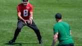 Jets QB Aaron Rodgers doing well at practice after his return