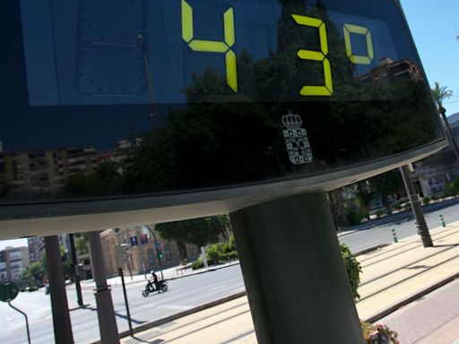 Nueva ola de calor desde hoy: aviso naranja para este miércoles y jueves por temperaturas que pueden alcanzar los 43º C