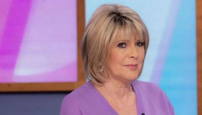 Ruth Langsford issues apology as she receives flowers after Eamonn split