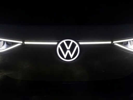 Volkswagen va a por todas con fabricación de baterías para disminuir precio de sus coches eléctricos - La Opinión