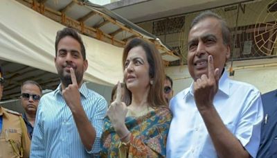 Lok Sabha Election 2024: RIL Chairman Mukesh Ambani, Family Cast Vote In Mumbai - News18