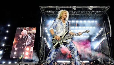 Def Leppard, Journey take over Comerica Park for 35,000 as stadium tour hits Detroit