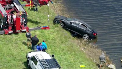 Body found in car pulled from Sunrise canal