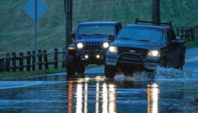 Storm system threatens central US with hail, flash floods and possible tornadoes