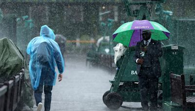 Un Wimbledon a cubierto y bajo agua, mucha agua