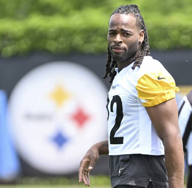 Better late than never, Najee Harris on hand for 1st day of Steelers OTAs