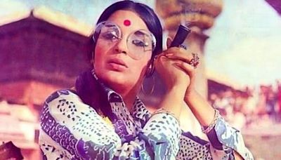 Zeenat Aman says she became 'high as a kite' after smoking chillum on Haré Rama Haré Krishna set