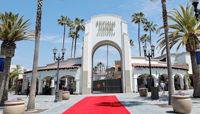 15 People Injured in Universal Studios Hollywood Tram Crash, Authorities Say