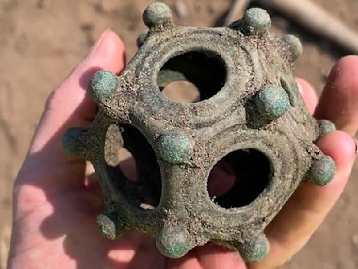 ‘Great enigma’: Amateur archaeologists unearth mysterious Roman object | CNN