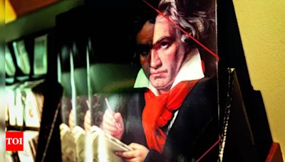 Locks of Beethoven's hair offer new clues to mystery of his deafness - Times of India