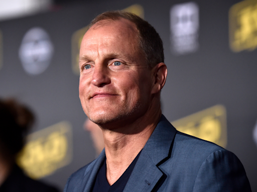 Woody Harrelson explains why he hasn’t had a mobile phone for three years